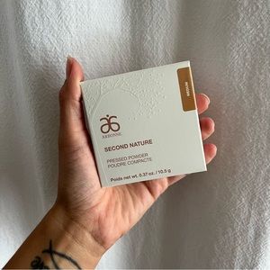 Arbonne Second Nature pressed powder in medium